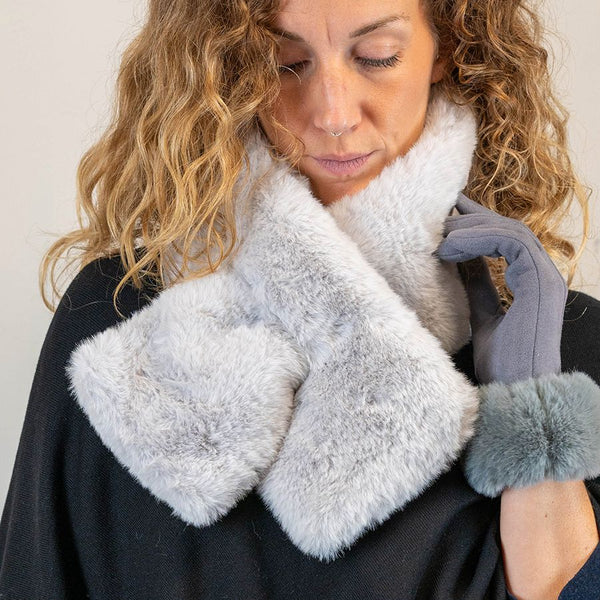 Peace of Mind Grey Faux Fur Pull Through Scarf