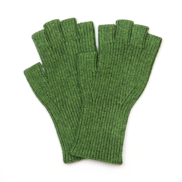 POM Peace Of Mind Yasmin recycled blend forest green fingerless gloves