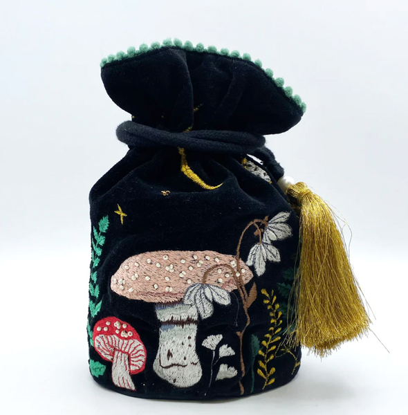 House of Disaster Forage Black Pouch Bag