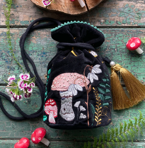 House of Disaster Forage Black Pouch Bag